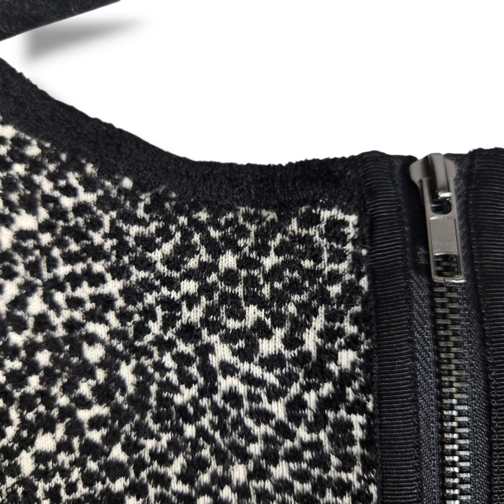 Moth Anthropologie Medium Lana Sweater Black White Chenille Fitted 3/4 Sleeve - Picture 14 of 16